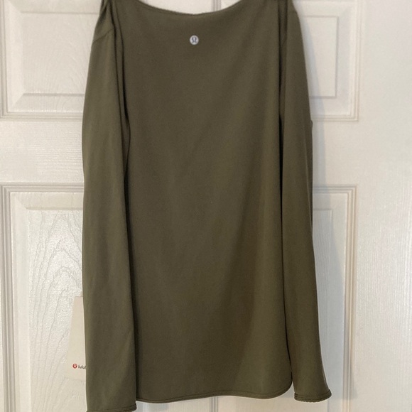 Lululemon Athletica Full Freedom LS. Size 6. NWT - Picture 5 of 5
